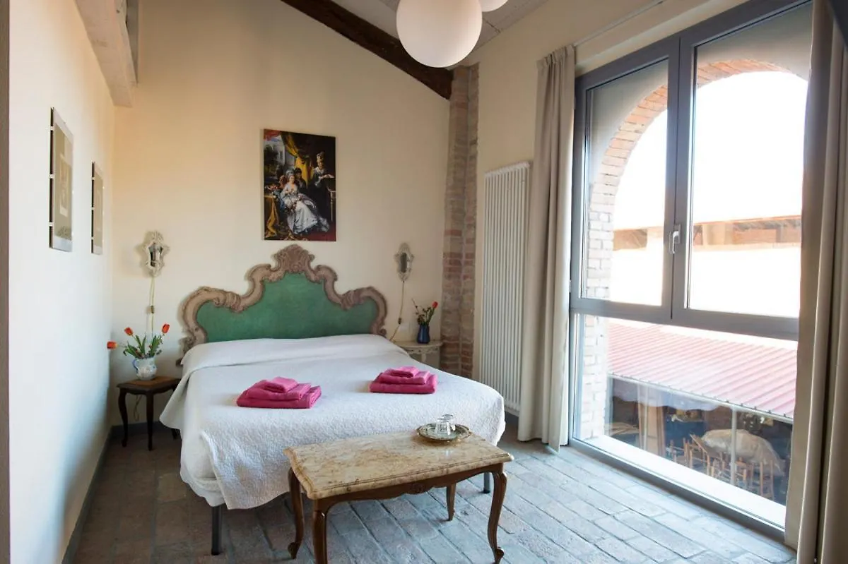 Podere Palazzo Illica Agriturismo Castell'Arquato Italy